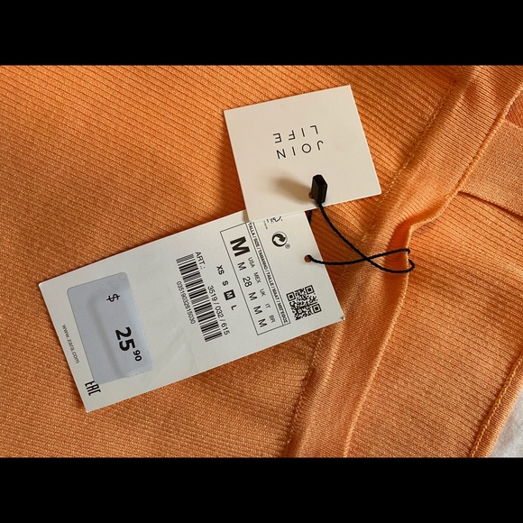 Orange Cropped Zara Tank - Picture 2 of 3